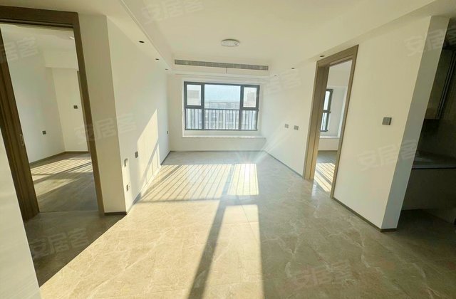 中海寰宇时代悦享园A43室2厅95㎡79万二手房图片