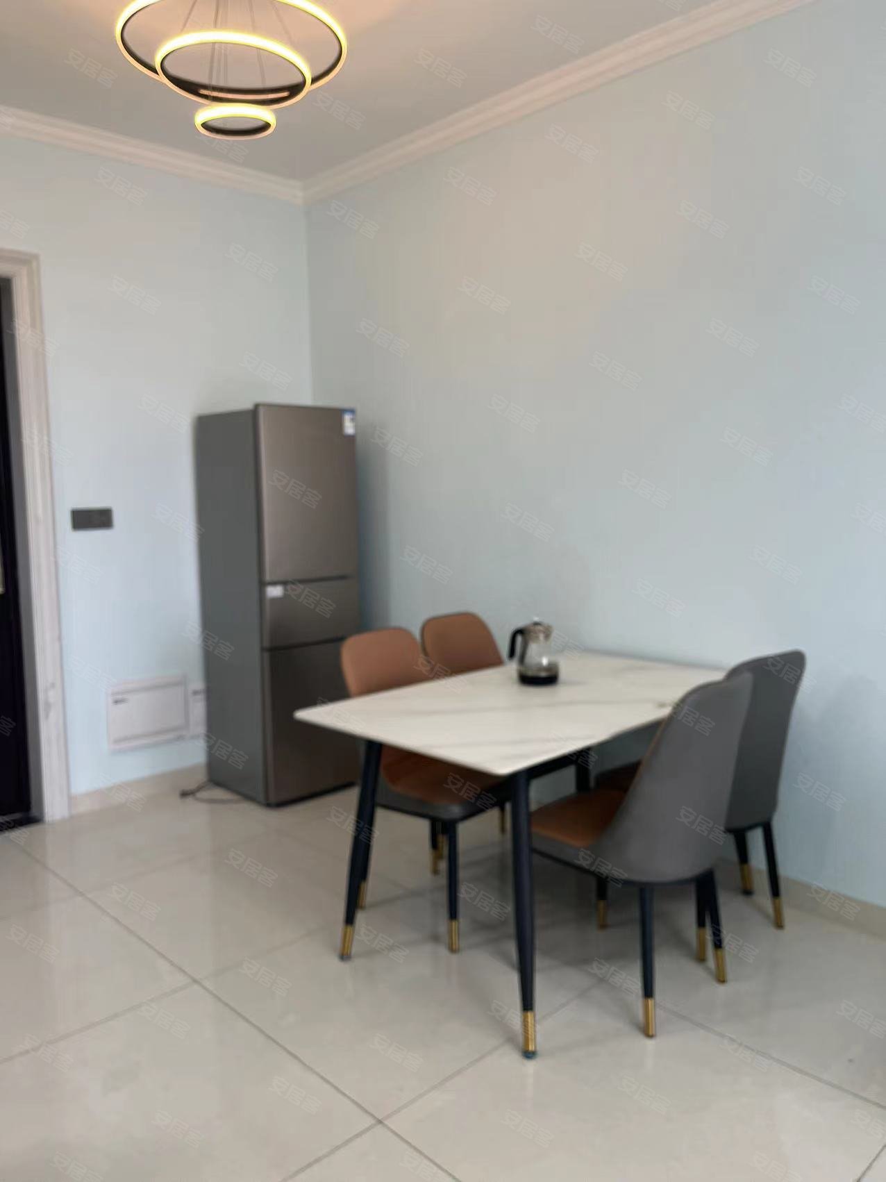 恒茂城市之光3室2厅1卫99.08㎡南73万