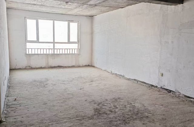 克州香港城西区3室2厅142㎡75万二手房图片