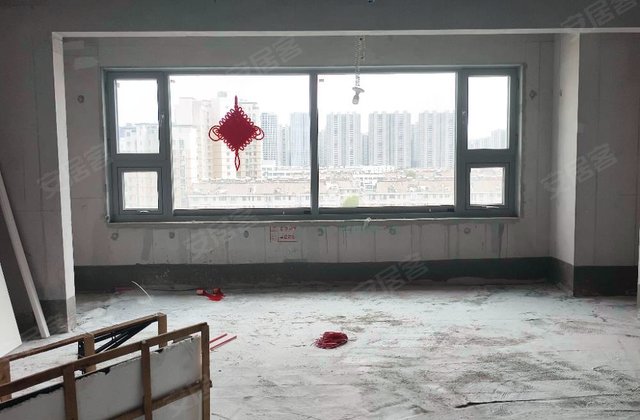 中天时代锦宸3室2厅140㎡132万二手房图片