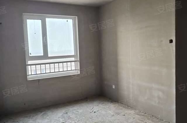 融城花园3室2厅125㎡90万二手房图片