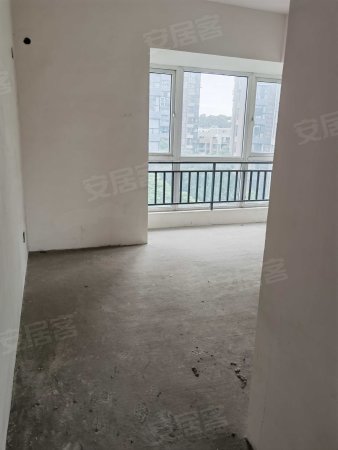 恒业塞纳阳光4室2厅2卫130㎡南北115万