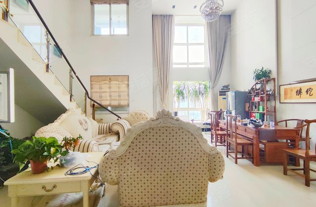 亿安花园4室2厅234㎡320万二手房图片