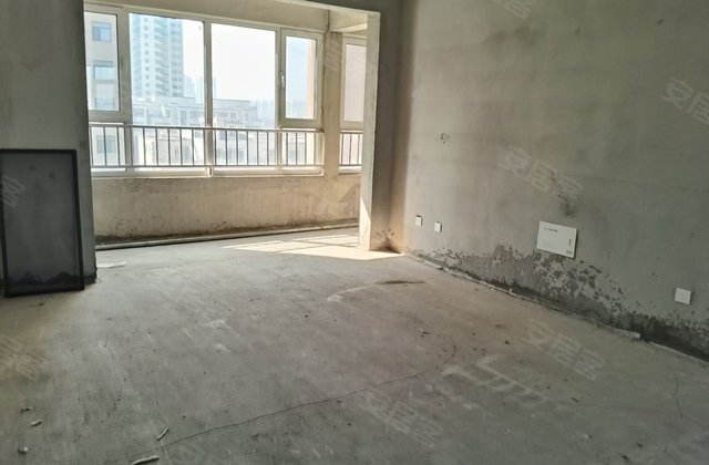 逸品苑3室2厅139㎡63万二手房图片