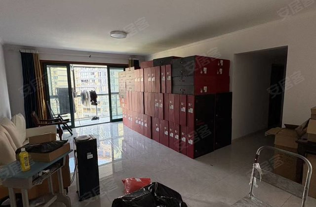 宝鼎盛世4室2厅157㎡69万二手房图片