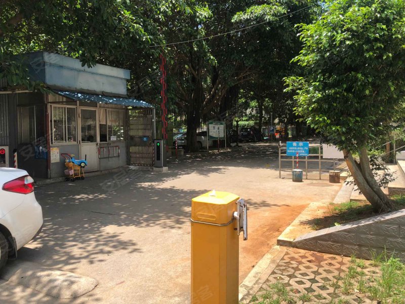 金湾花园,海秀路160号