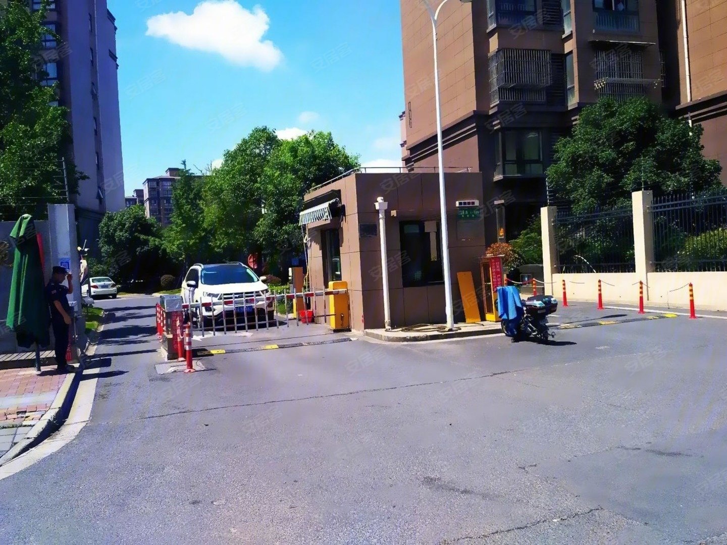 本地动迁丨南北通透大两房丨近七号线罗南新村站丨采光全明丨