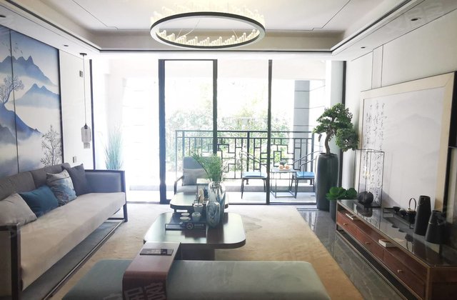 楚雄院子4室2厅123㎡60.8万二手房图片