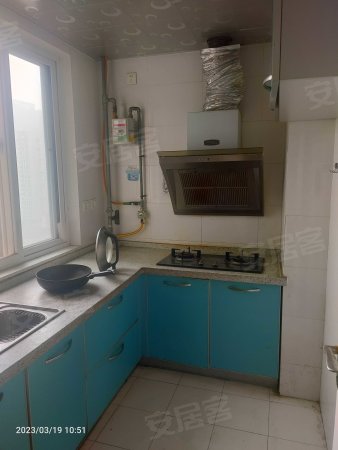 房东直卖金泰假日花城北区南北通透有电梯送家具拎包入住