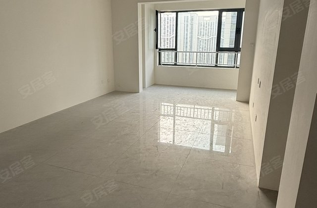 济津华庭3室2厅129㎡96.8万二手房图片