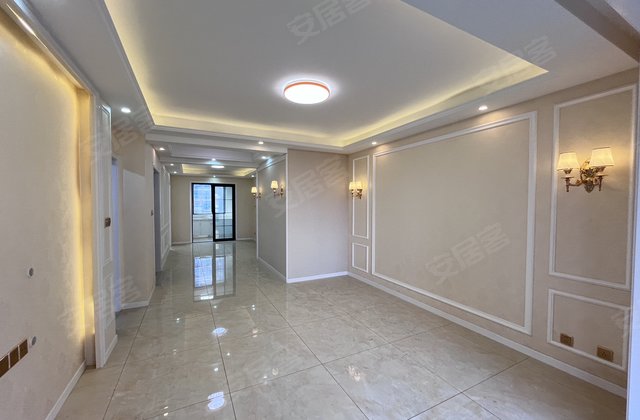 美华公馆4室2厅136㎡82.8万二手房图片