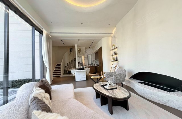 海南巧克力小镇4室2厅109㎡171万二手房图片