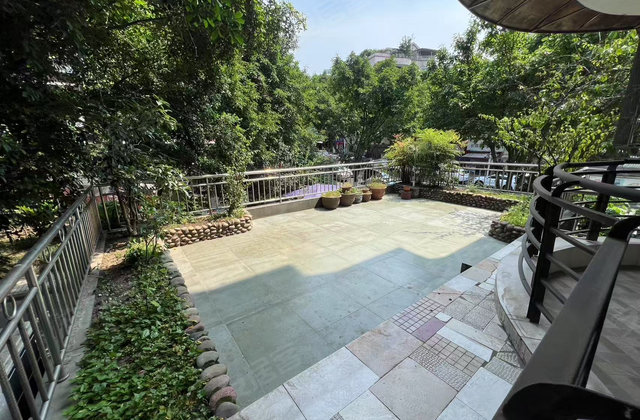 南阳花园4室2厅147㎡49.8万二手房图片