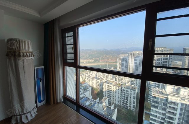 东岳新外滩3室2厅118㎡73.8万二手房图片