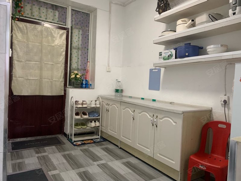 龙五社区全新房源 装修好 近地铁 低密度 视野好