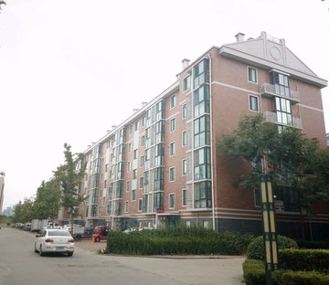 金马怡园多层三楼带车库102平精装三室落地窗85万近潍坊学院