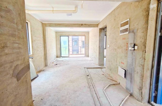 安联尚璟4室2厅142.98㎡280万二手房图片