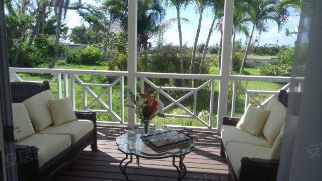 巴哈马约¥711万华丽的五卧室住宅与海景!二手房公寓图片