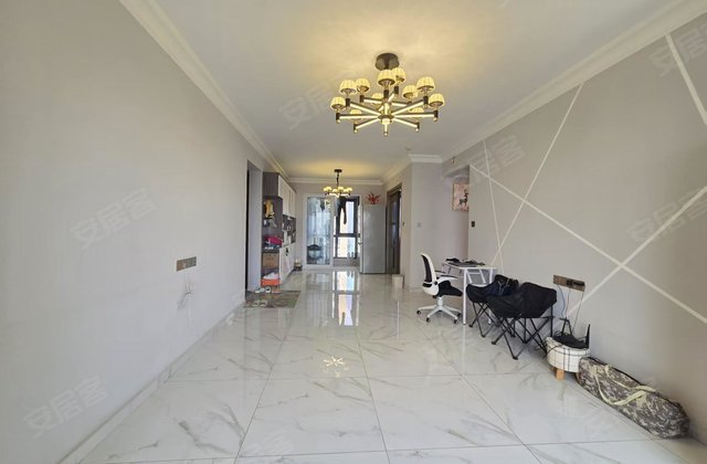 碧桂园翡翠公馆3室2厅125㎡97万二手房图片