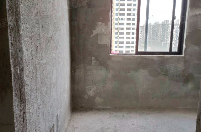 和贵花园2室2厅82.61㎡45万二手房图片
