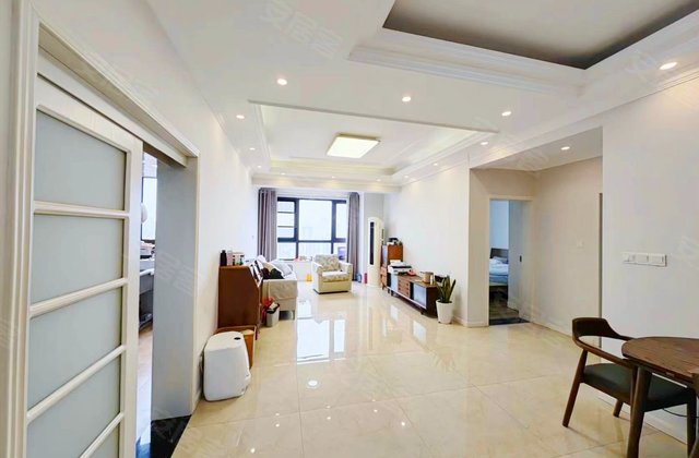 国兴北岸江山(东区)2室2厅90㎡92万二手房图片