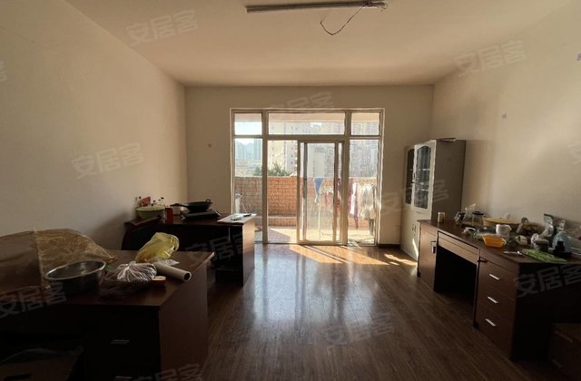 城南印象4室2厅135㎡54.8万二手房图片