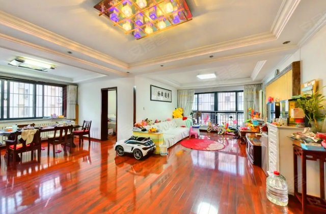 御景山庄3室2厅137.67㎡145万二手房图片