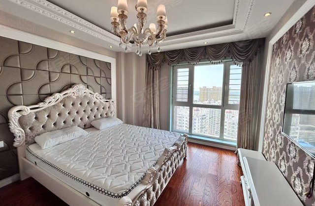 中央公馆3室1厅99㎡50万二手房图片