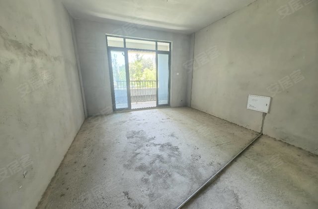 和成原著4室2厅150㎡118万二手房图片