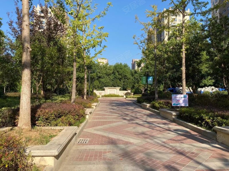 城市之光第三街区