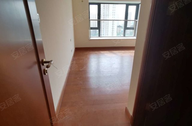 恒大名都4室2厅155㎡97万二手房图片