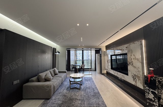 滟澜春天4室2厅137.42㎡108.8万二手房图片