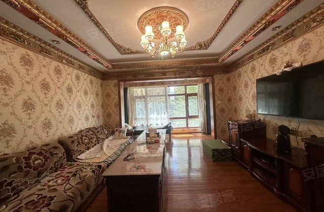 天路康德3室2厅128㎡169万二手房图片