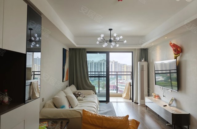 阳光城翡丽水岸3室2厅100.68㎡77万二手房图片