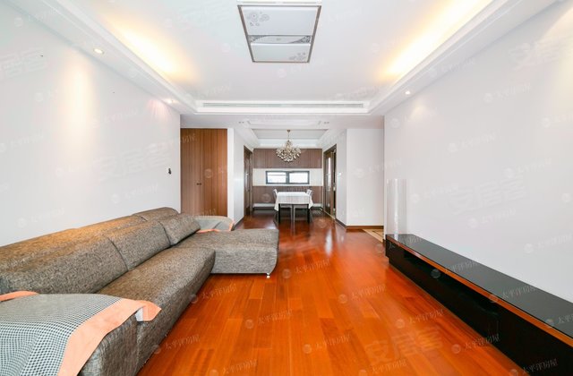 万科城花新园3室2厅112.81㎡728万二手房图片