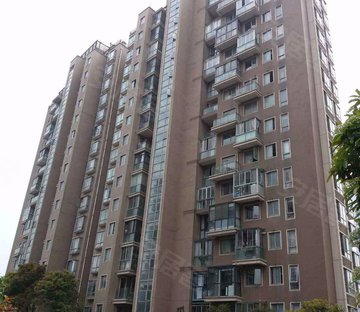 翡翠国际|九华路19号3室2厅2卫126.23平方