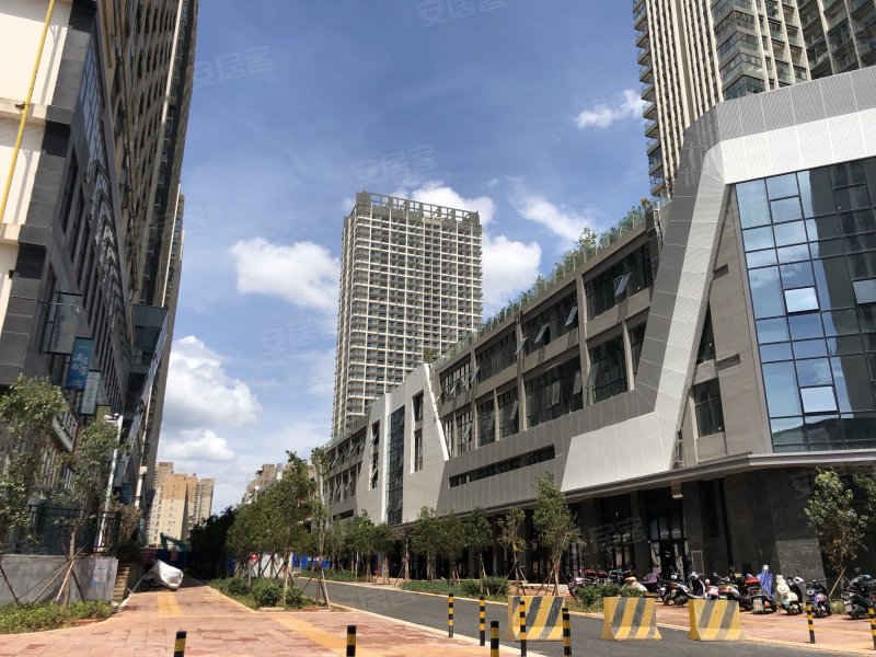 涌鑫哈佛中心(商住楼)