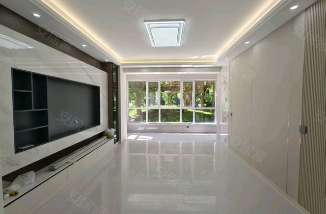 金地盛世园4室2厅124.6㎡51.8万二手房图片