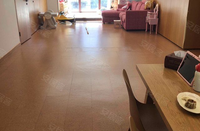 塞纳荣府3室2厅143.96㎡180万二手房图片