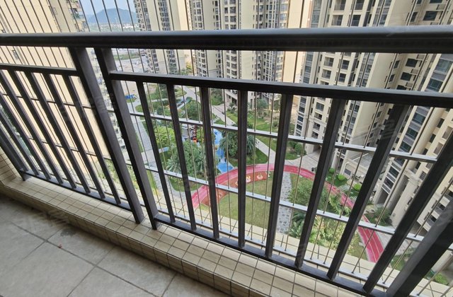 裕邦新外滩3室2厅99㎡52.3万二手房图片