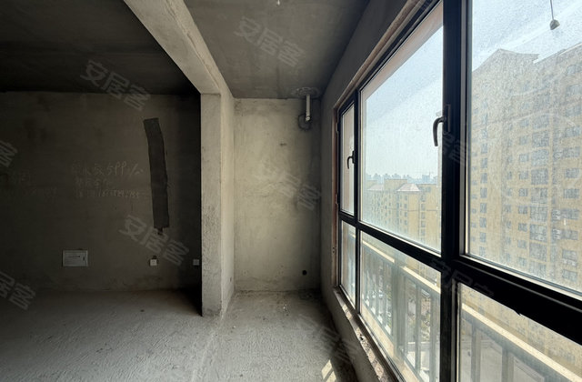 玖号院3室2厅110㎡53万二手房图片