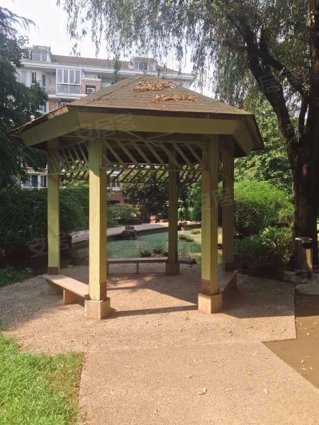 阳光地带花园,紫荆花路311号