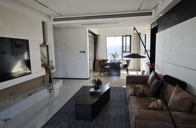 天鹅湾3室2厅118㎡63.1万二手房图片