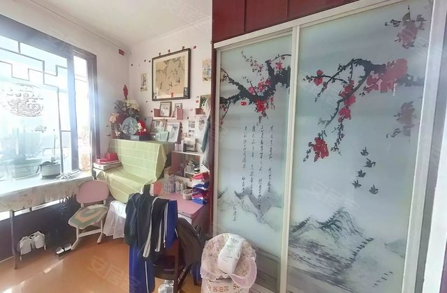 都市花园3室2厅136㎡70万二手房图片