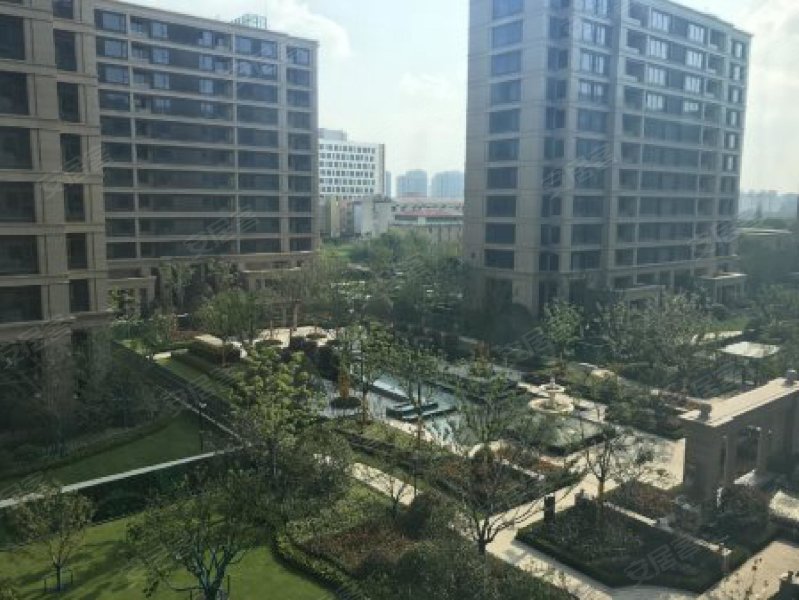 同济融创玫瑰公馆 