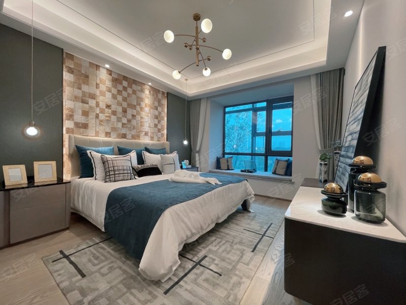 欣龙江南府3室2厅2卫108㎡南68万