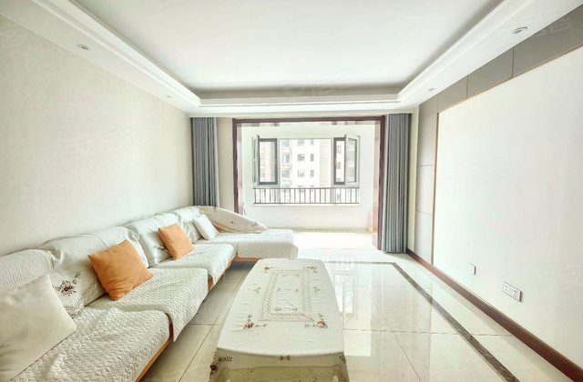 万科金域缇香一期3室2厅140㎡145万二手房图片