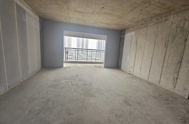 云裕山河颂4室2厅192㎡118万二手房图片