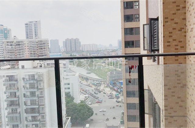 郁江湾3室2厅127㎡56万二手房图片