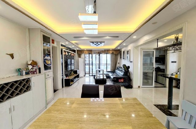 美的时代城3室2厅136.28㎡105万二手房图片